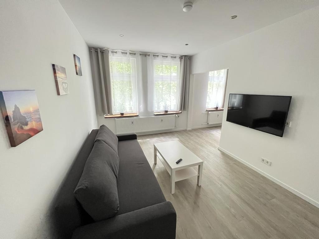 Zentrale Und Schoene Ferienwohnung II Любек Экстерьер фото